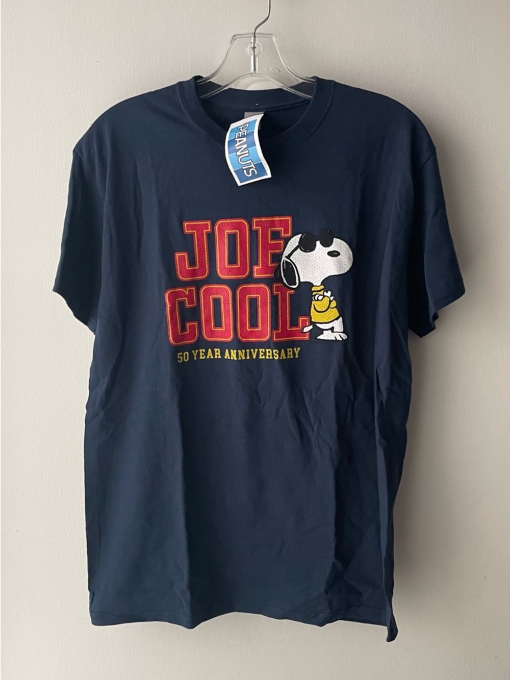 PEANUTS / SNOOPY / JOE COOL NAVY BLUE MEN’S T-SHIRT - SIZE M!